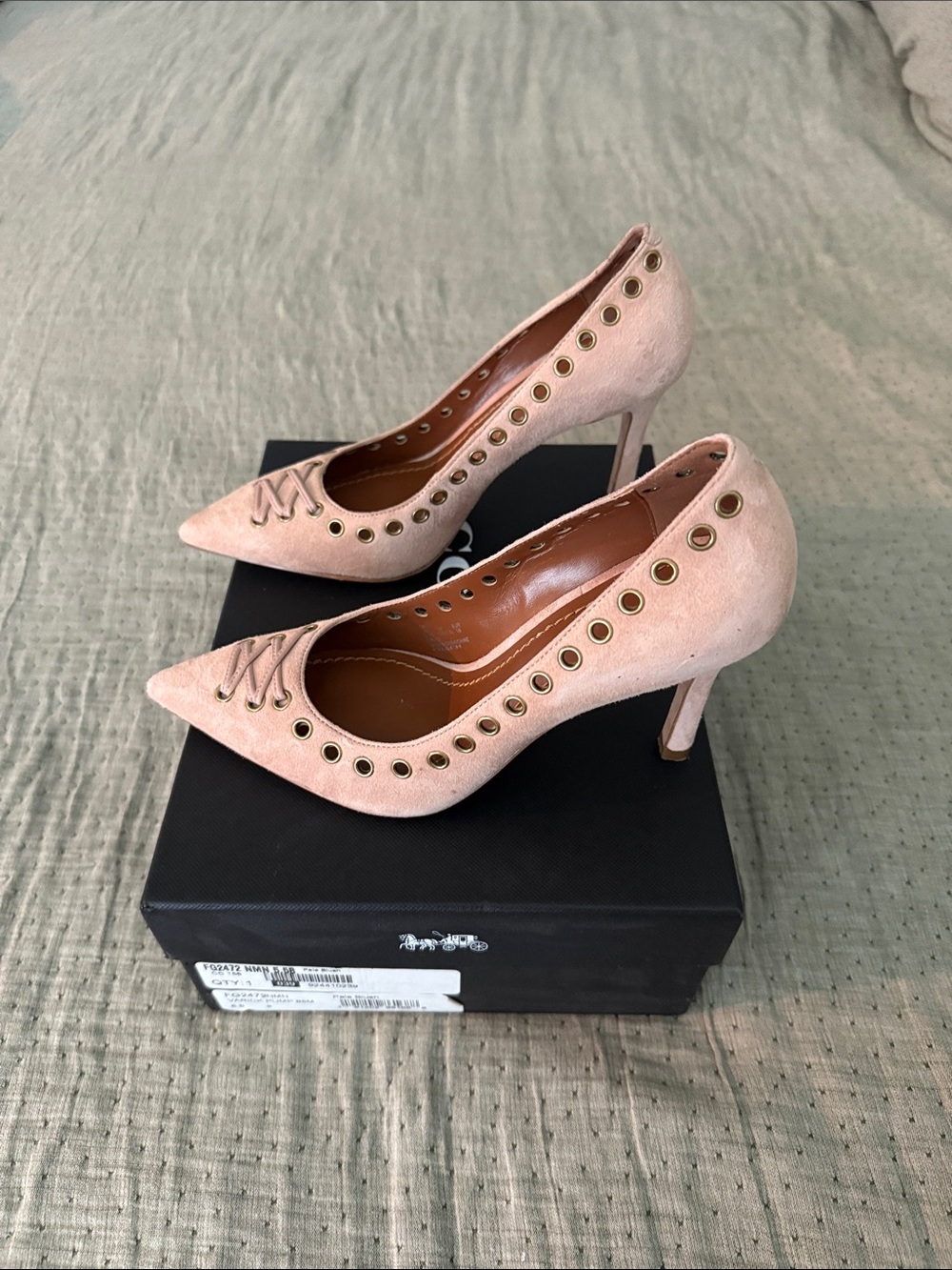 Coach Pink Suede Pointed Lace-Up Pumps - Picture 2 of 4